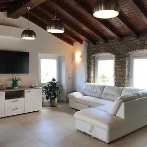  Apartment Casa Isabelle